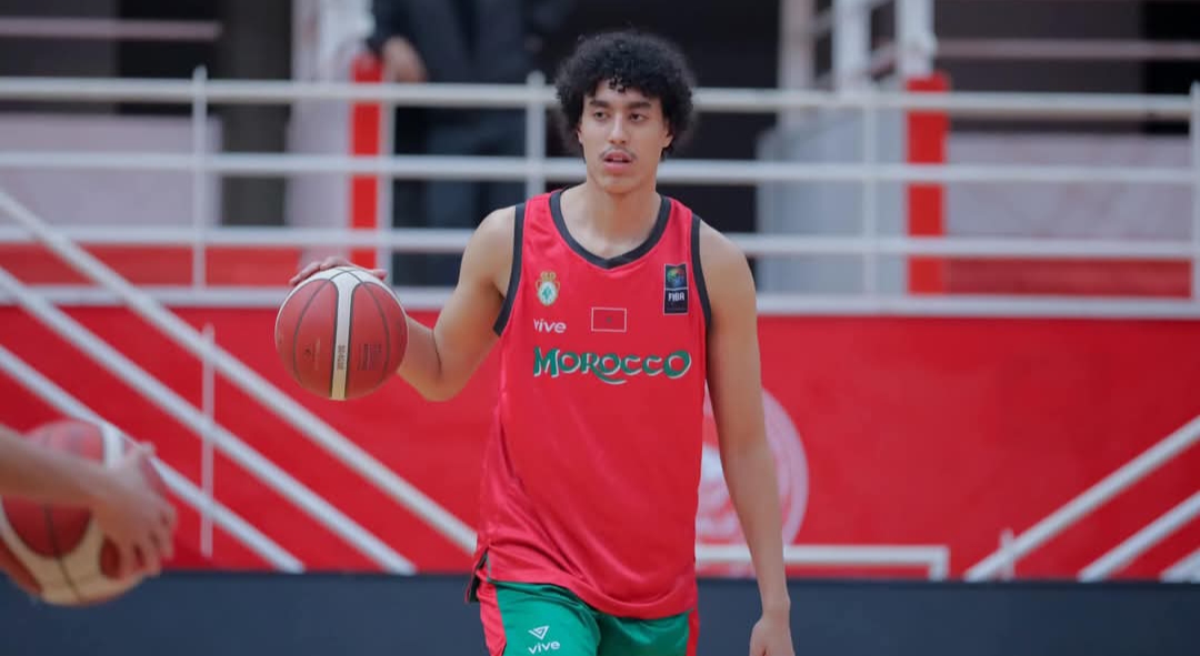 كرة السلة.. لاعب مانس الفرنسي أحمد الدقاقي ينضم لصفوف المنتخب المغربي