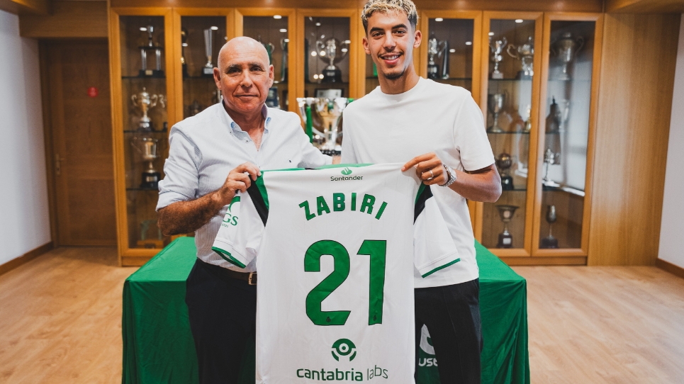 بحثا عن لعب دقائق أكثر.. المغربي ياسر الزابيري ينتقل إلى الدوري الإسباني