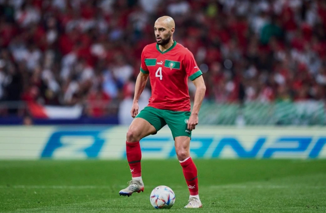 ثلاثة أسماء مرشحة لتعويض سفيان أمرابط في خط وسط المنتخب المغربي 