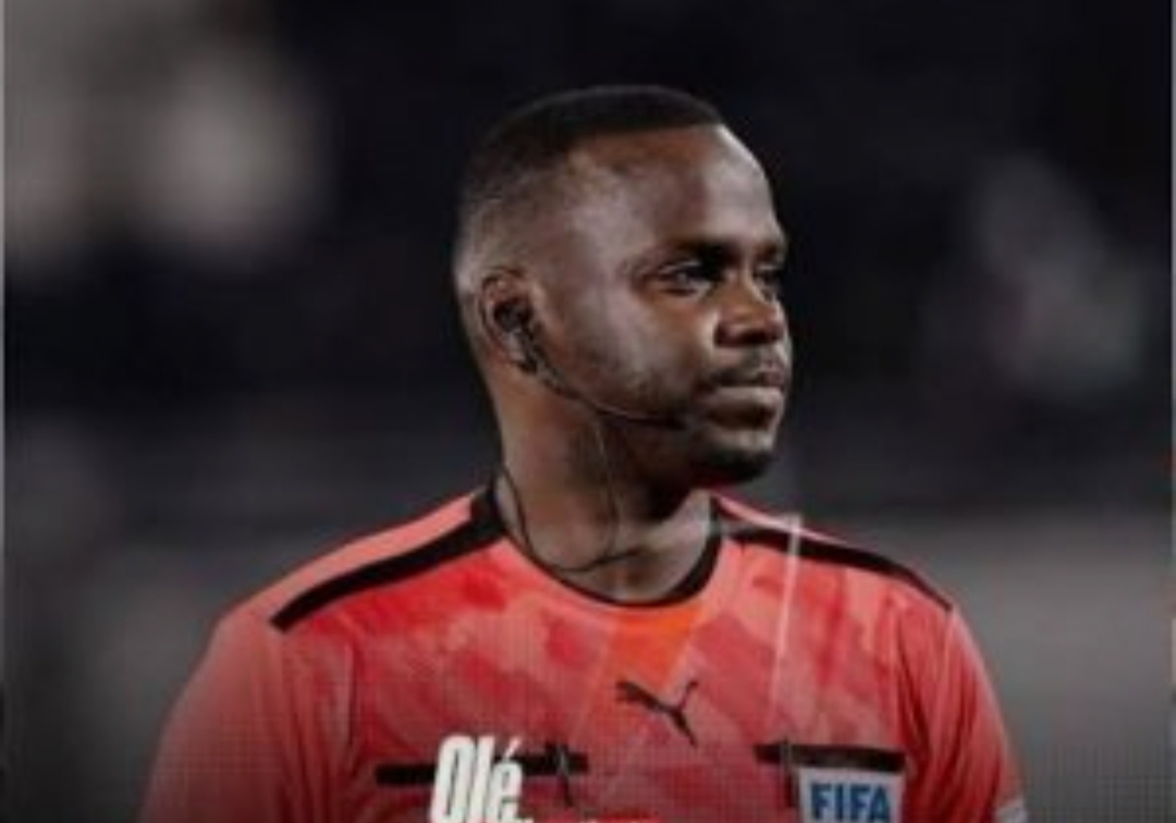 موسى دايو حكما لمباراة المغرب الفاسي و رحيمو البوركينابي في دوري عصبة الأبطال